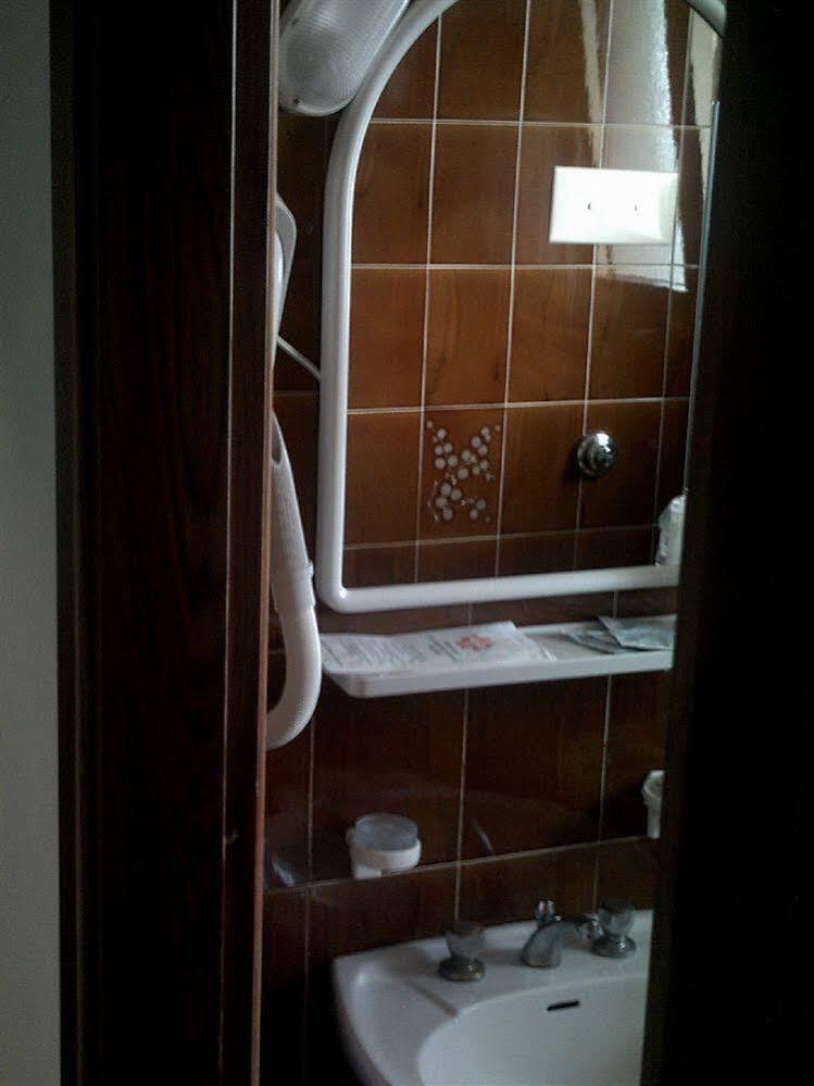 Hotel New 3*